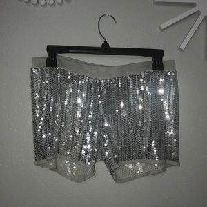 Silver sequin short